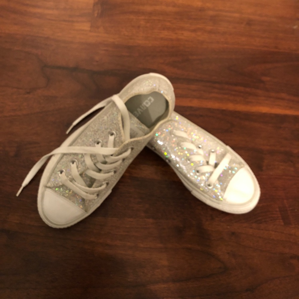 Sparkle converse